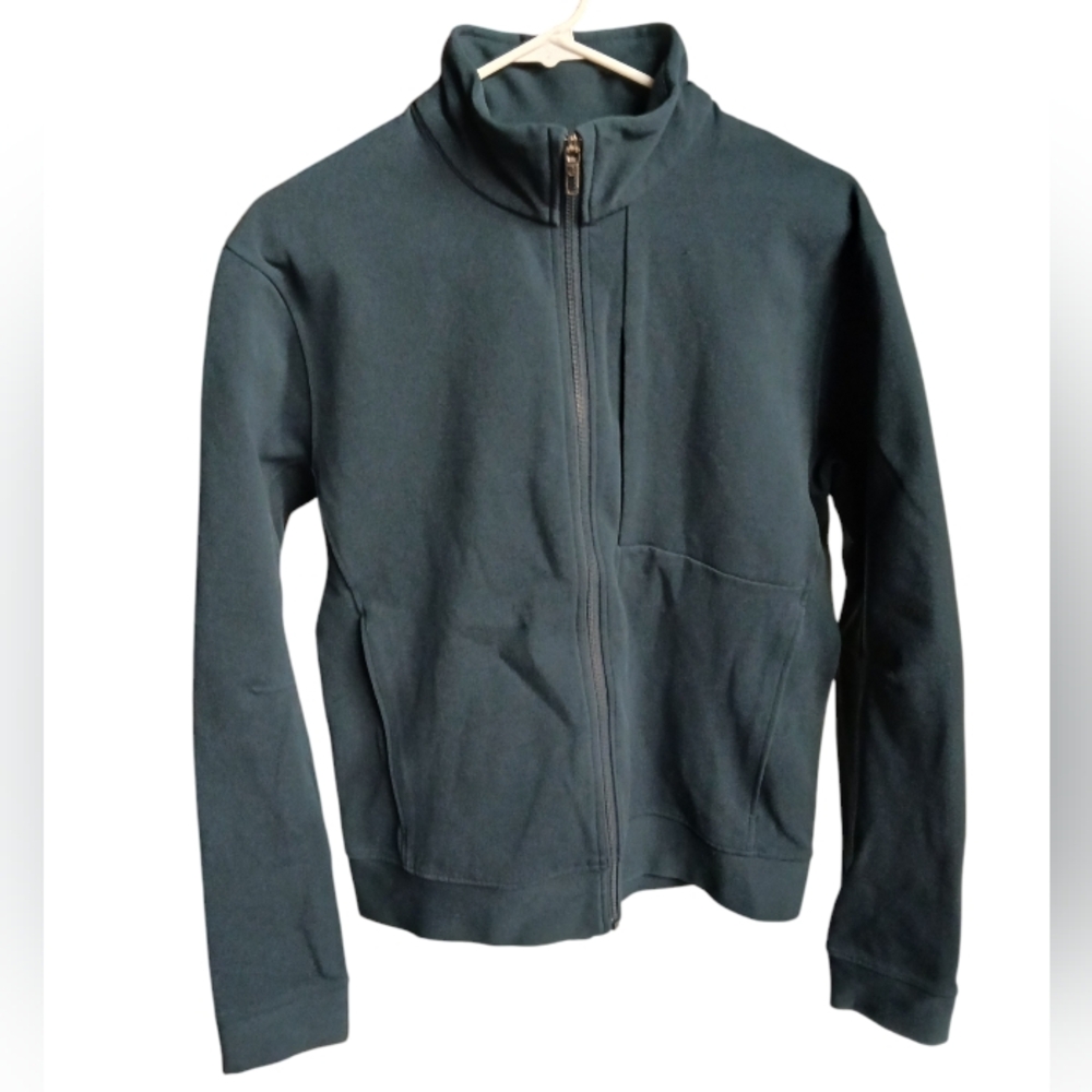 Lululemon women's jacket size M